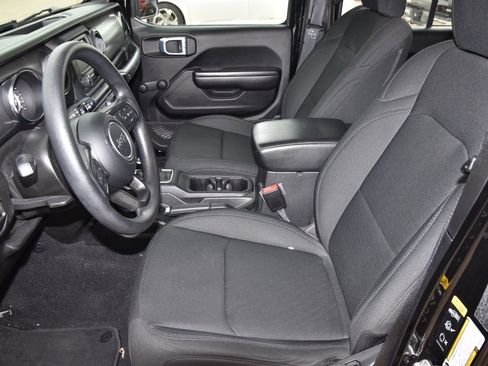 Used 2021 Jeep Wrangler Unlimited Sport image 10