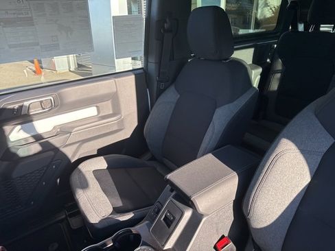 New 2025 Ford Bronco Base w/ Sasquatch Package image 18