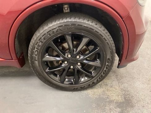 Used 2018 Dodge Durango GT w/ Technology Group AWD/4WD image 32