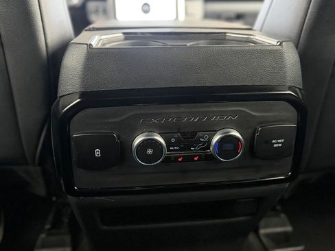 Used 2023 Ford Expedition Max Limited image 49