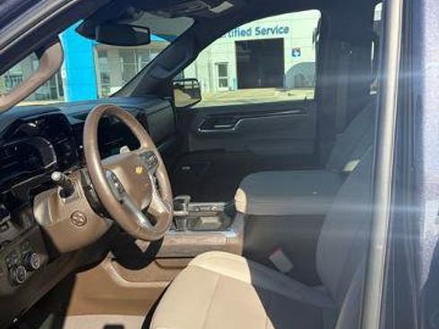 Used 2023 Chevrolet Silverado 1500 LTZ w/ LTZ Convenience Package II image 11