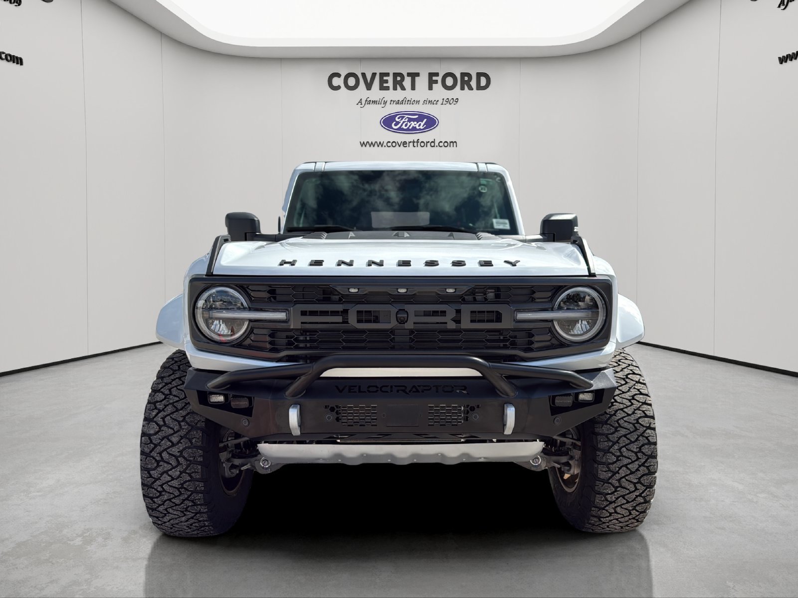New 2026 Ford Bronco Raptor w/ Interior Carbon Fiber Pack AWD/4WD image 8