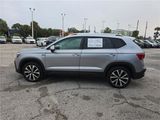 Used 2022 Volkswagen Taos SE image 5