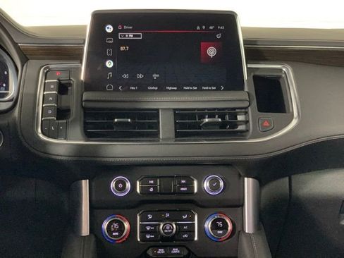 Used 2022 GMC Yukon SLE image 12