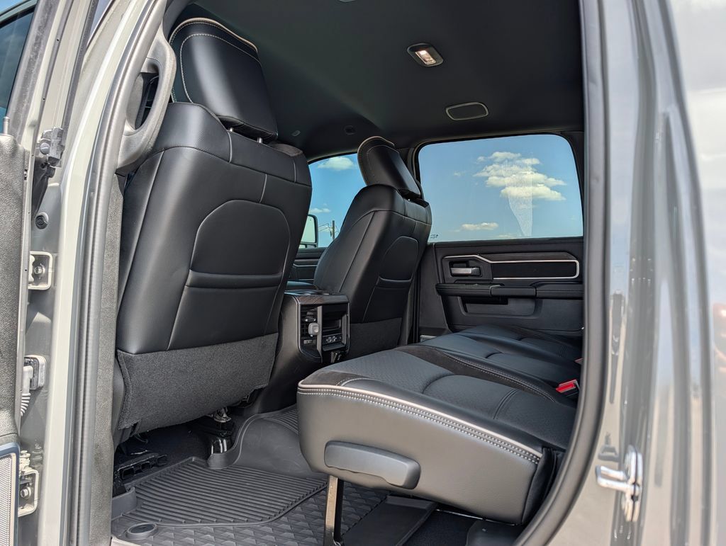 Used 2026 RAM 3500 Laramie AWD/4WD image 12