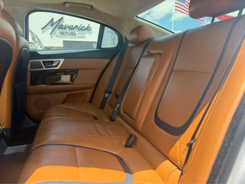 Used 2012 Jaguar XF Portfolio RWD image 21