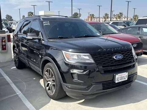 Used 2018 Ford Explorer Sport image 11