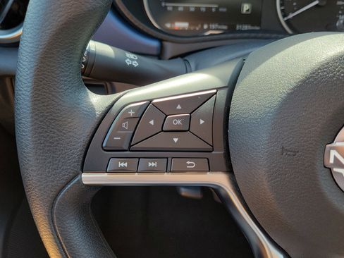 Certified 2025 Nissan Versa SV image 23