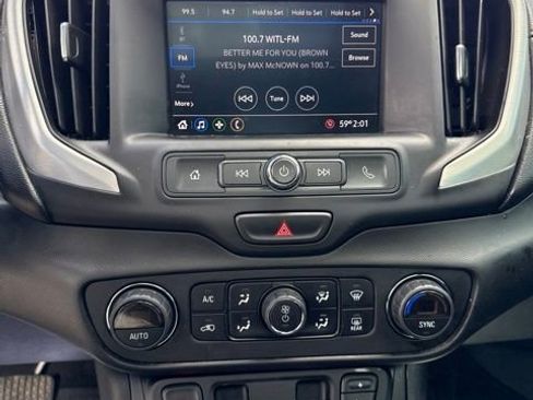 Used 2020 GMC Terrain SLE w/ Driver Convenience Package FWD image 10