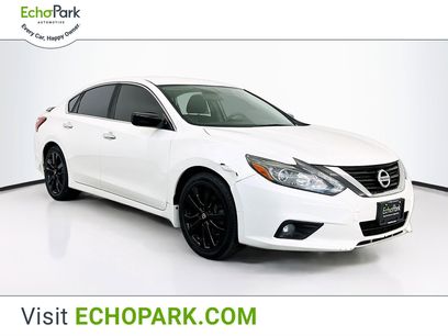 Used 2017 Nissan Altima 2.5 SR w/ Midnight Edition Package