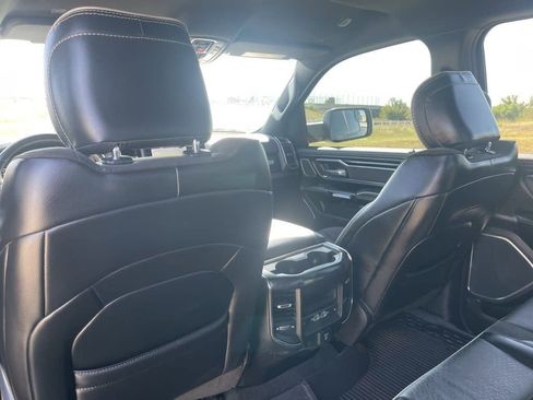Used 2024 RAM 1500 Laramie AWD/4WD image 25
