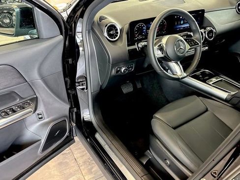 Certified 2026 Mercedes-Benz GLA 250 image 9