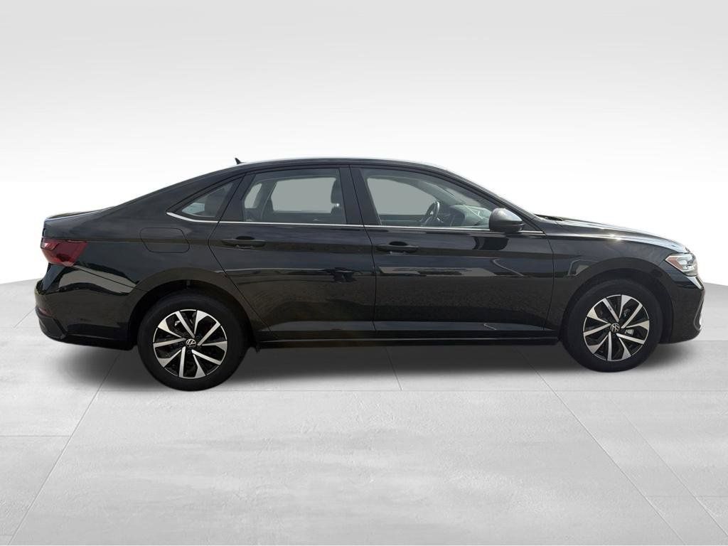 Used 2024 Volkswagen Jetta S FWD image 39