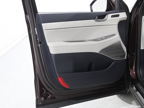 Used 2023 Hyundai Palisade Calligraphy w/ Cargo Package image 4