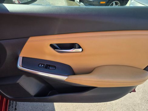 Used 2020 Nissan Sentra SV w/ SV Premium Package FWD image 13