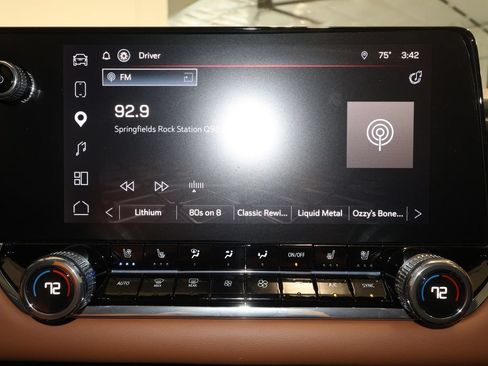 Used 2026 GMC Canyon AT4 w/ Technology Plus Package AWD/4WD image 13
