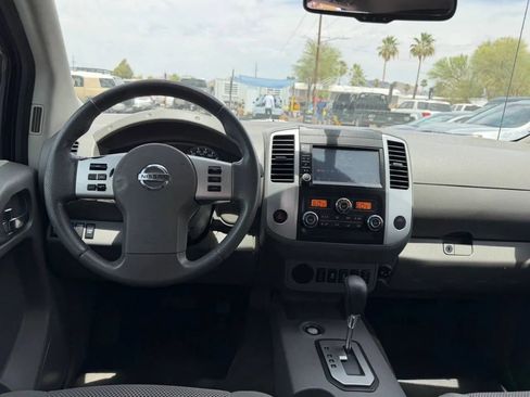 Used 2021 Nissan Frontier SV w/ Midnight Edition Floor Mats RWD image 24