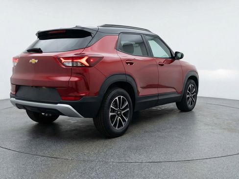 Used 2025 Chevrolet TrailBlazer LT image 9