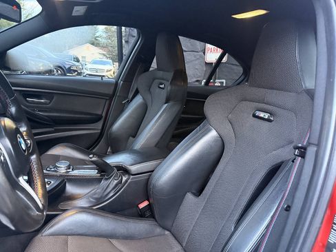 Used 2018 BMW M3 RWD image 13
