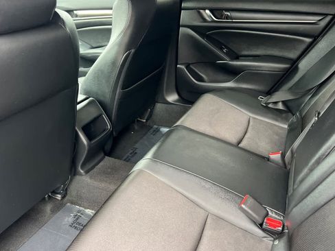 Used 2020 Honda Accord Sport image 4