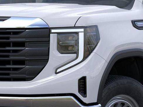 New 2026 GMC Sierra 1500 Pro w/ Pro Value Package AWD/4WD image 10
