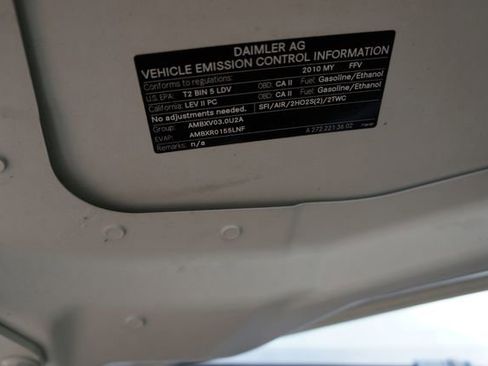 Used 2010 Mercedes-Benz C 300 Sedan image 27