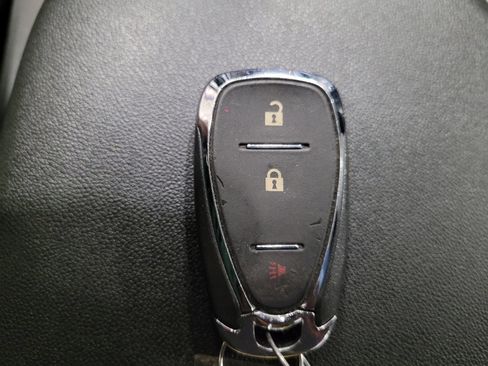 Used 2024 Chevrolet Equinox LS w/ LS Convenience Package AWD/4WD image 32