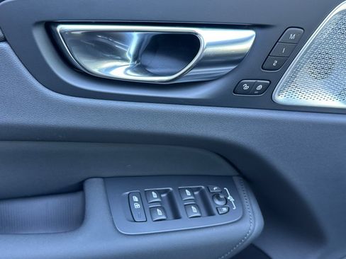 New 2026 Volvo XC60 T8 Ultra w/ Climate Package AWD/4WD image 10