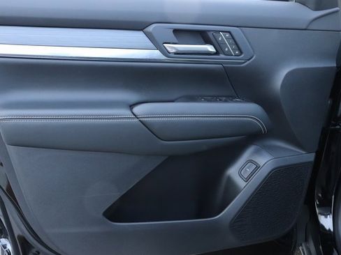 New 2025 GMC Terrain Elevation w/ Elevation Premium Package image 9