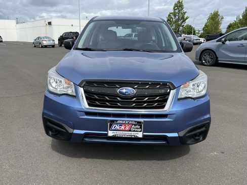Used 2017 Subaru Forester 2.5i AWD/4WD image 8