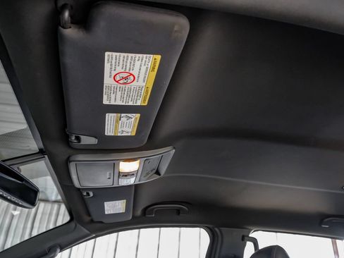 Used 2018 Nissan Titan SL w/ Midnight Edition AWD/4WD image 27