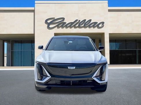 New 2026 Cadillac Lyriq Sport image 7