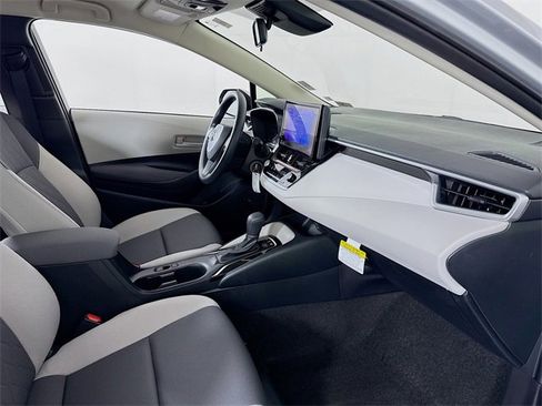 Certified 2025 Toyota Corolla LE image 26
