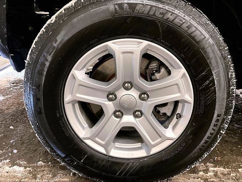 Used 2018 Jeep Wrangler Sport S image 8