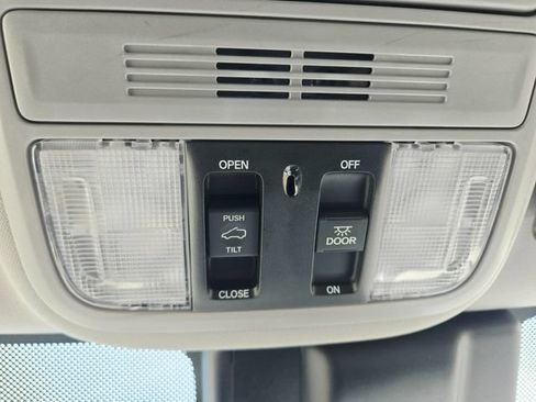 Used 2020 Honda Odyssey EX-L image 33