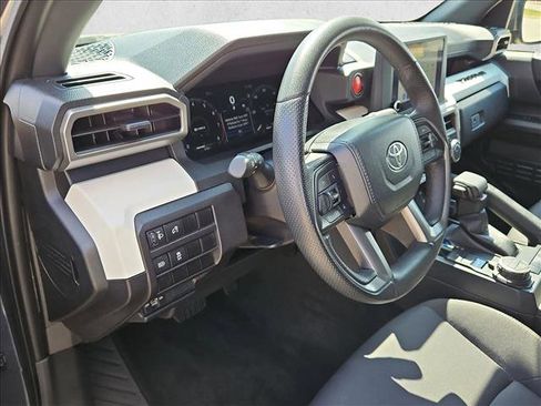 Used 2024 Toyota Tacoma TRD Off-Road image 9