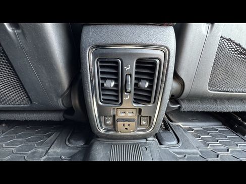 Used 2017 Dodge Durango R/T AWD/4WD image 22