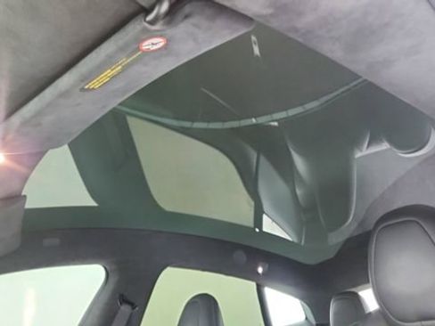 Used 2022 Tesla Model S Base image 55