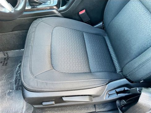 Used 2022 GMC Canyon Elevation image 18