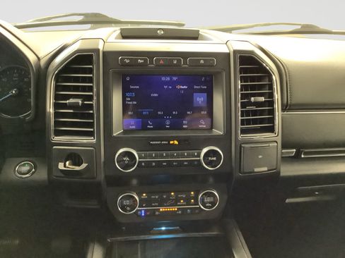 Used 2021 Ford Expedition Limited AWD/4WD image 21
