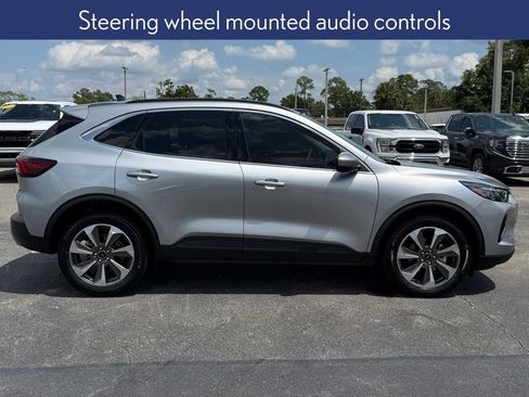 Used 2023 Ford Escape Platinum AWD/4WD image 6
