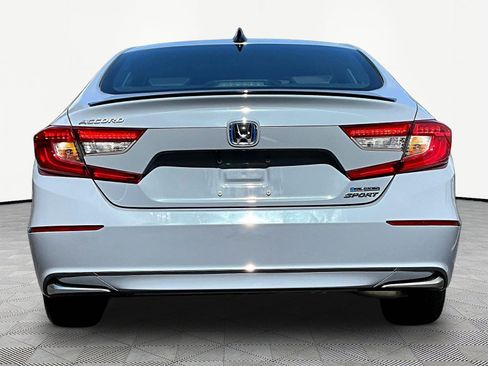 Used 2022 Honda Accord Sport image 5