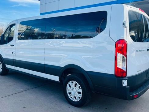 Used 2023 Ford Transit 350 XLT image 5