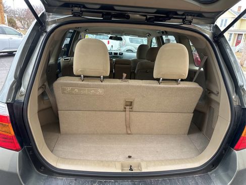 Used 2010 Toyota Highlander 2WD image 7