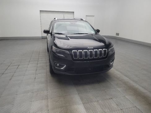 Used 2019 Jeep Cherokee Limited w/ Technology Group FWD image 14
