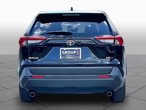 Used 2024 Toyota RAV4 LE AWD/4WD image 9