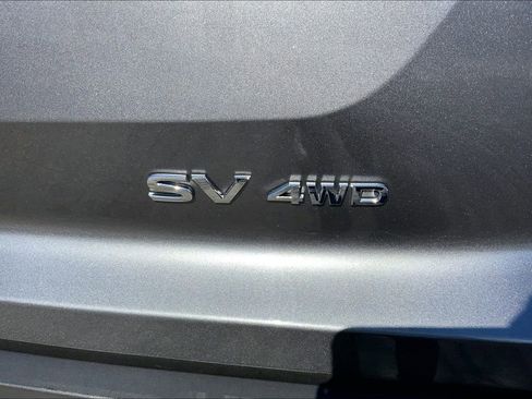 Used 2024 Nissan Pathfinder SV image 23