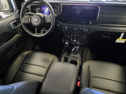 New 2025 Jeep Wrangler Unlimited Rubicon 392 image 13