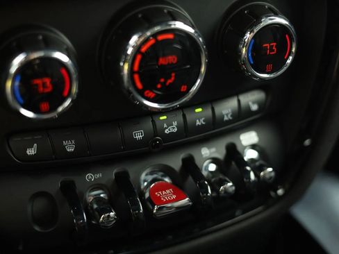 Used 2020 MINI Cooper Clubman S w/ Premium Package image 22