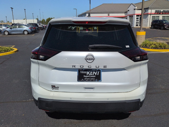 Used 2025 Nissan Rogue S FWD image 6